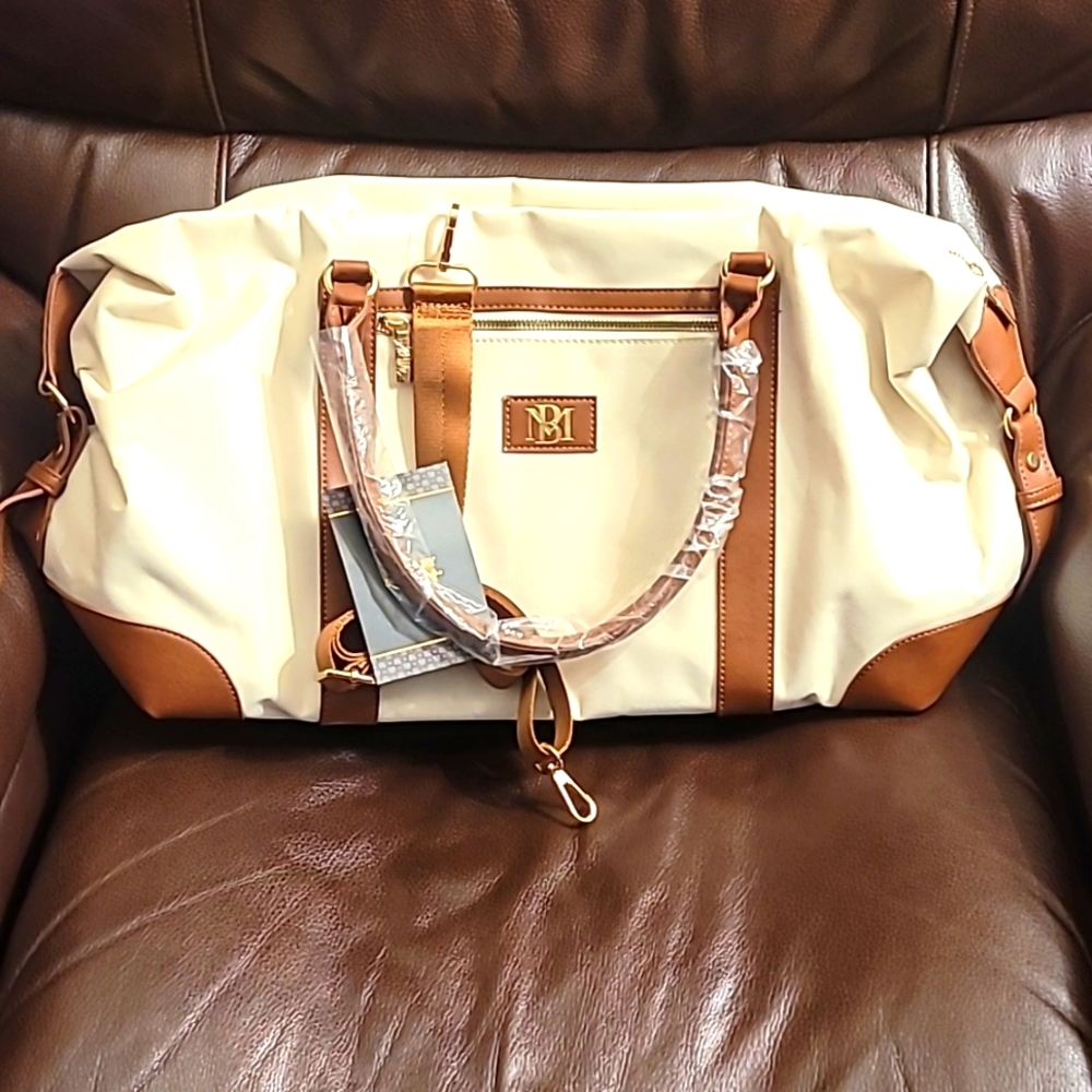 Badgley Mischka Cream and Tan Weekender Bag